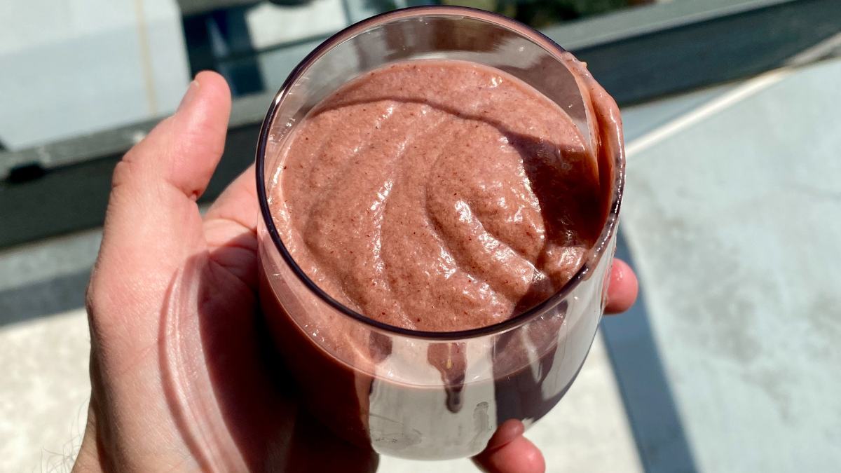 Berry Spinach Protein Smoothie
