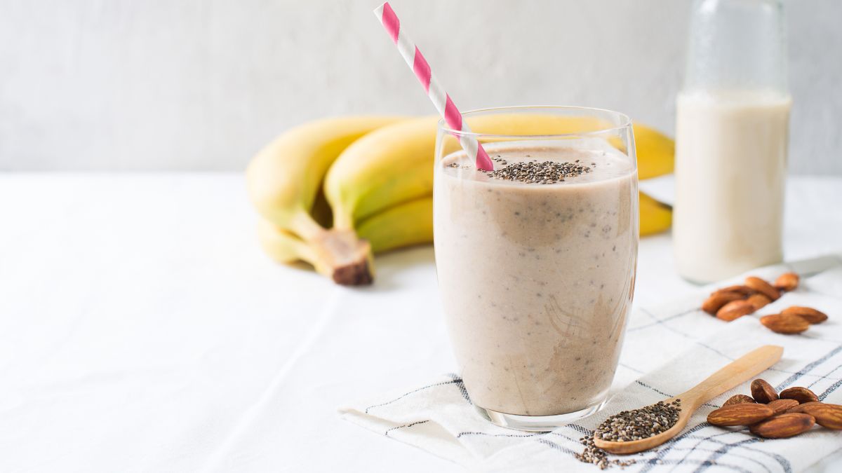 banana and almond butter smoothie
